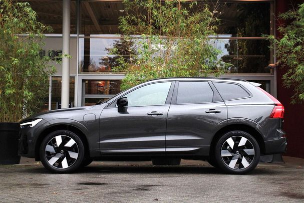 Volvo XC60 T6 Recharge AWD Plus 257 kW image number 2