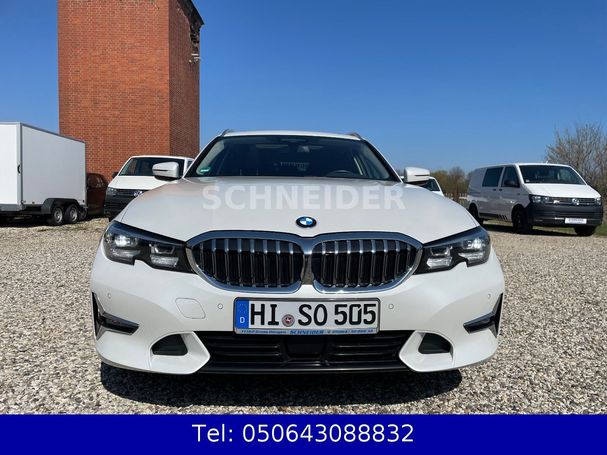 BMW 320d Touring xDrive Luxury Line 140 kW image number 13