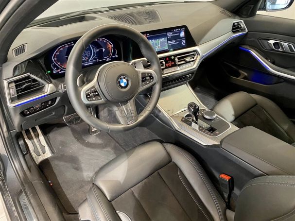 BMW 320d xDrive 140 kW image number 16