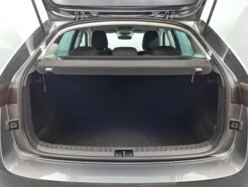Car image 39