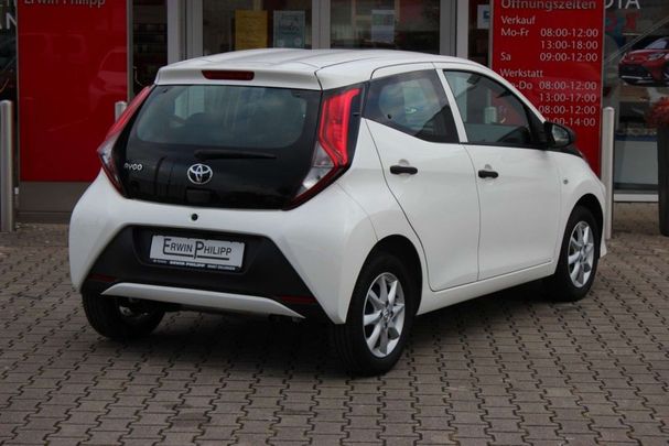 Toyota Aygo X 53 kW image number 4