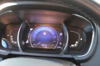 Car image 35