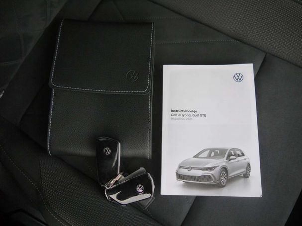 Volkswagen Golf 1.4 eHybrid Style DSG 150 kW image number 8