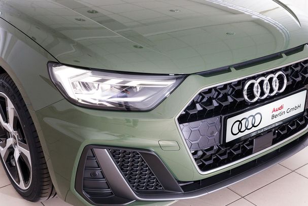 Audi A1 35 TFSI S tronic S-line Sportback 110 kW image number 3