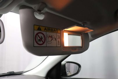 Car image 29