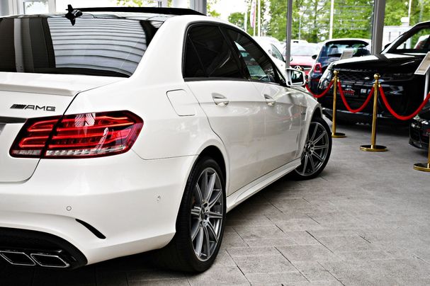 Mercedes-Benz E 63 AMG E 4Matic 410 kW image number 27