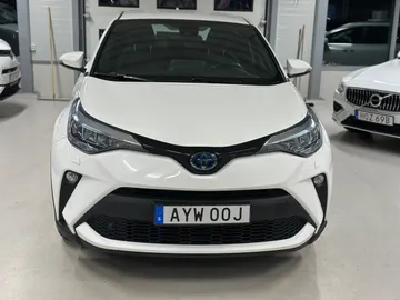 Car image 3