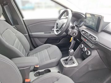 Car image 10