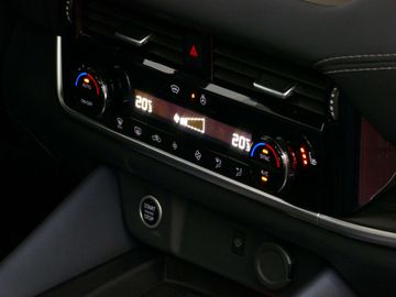 Car image 41