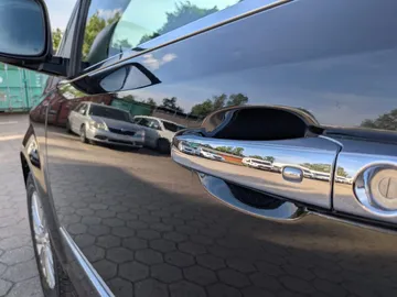 Car image 34