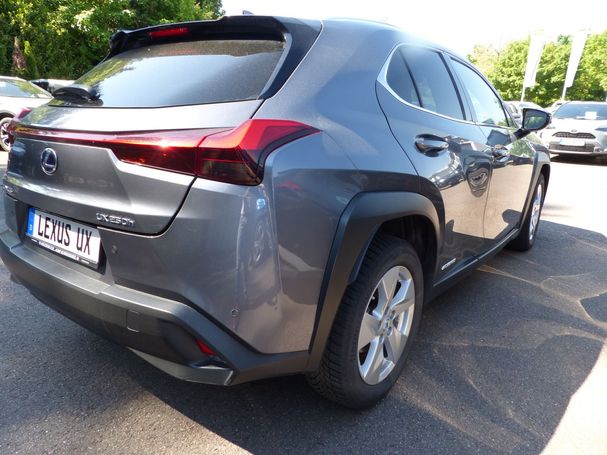 Lexus UX 250h 135 kW image number 9