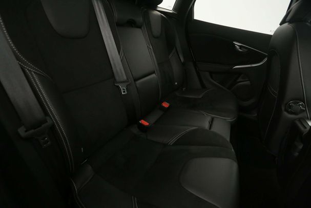 Volvo V40 T3 112 kW image number 29