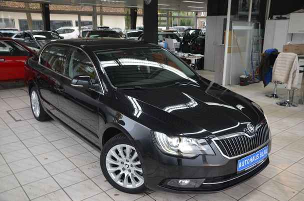 Skoda Superb 2.0 TDI DSG Exclusive 103 kW image number 32