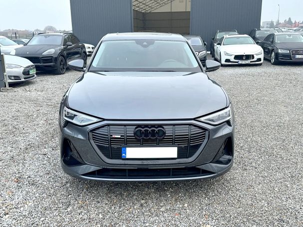 Audi e-tron 55 quattro Sportback 300 kW image number 13