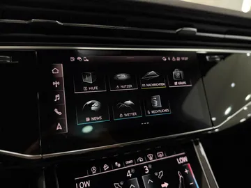 Car image 37