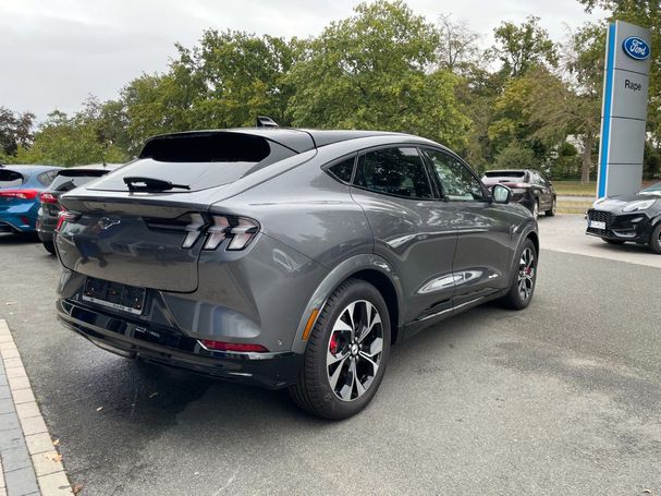 Ford Mustang Mach-E Extended Range AWD 258 kW image number 9