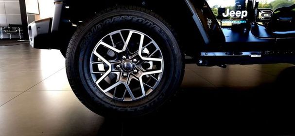 Jeep Wrangler 4xe PHEV 279 kW image number 3