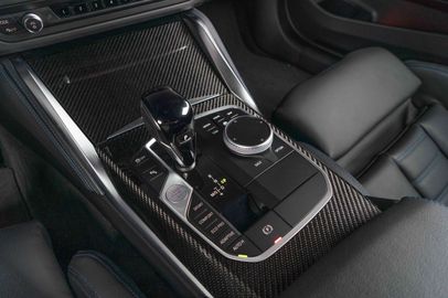 Car image 37