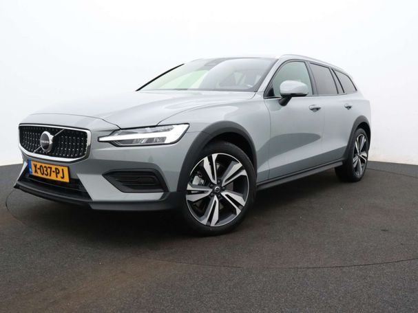 Volvo V60 AWD B5 184 kW image number 26