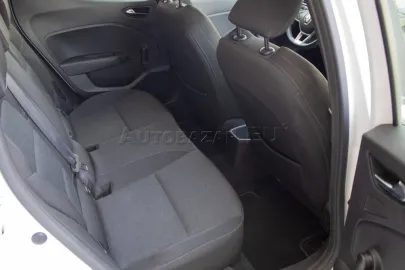 Car image 27