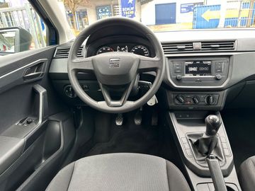 Car image 14