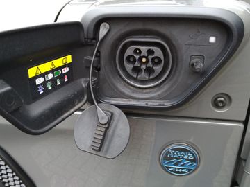 Car image 22