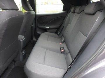 Car image 11