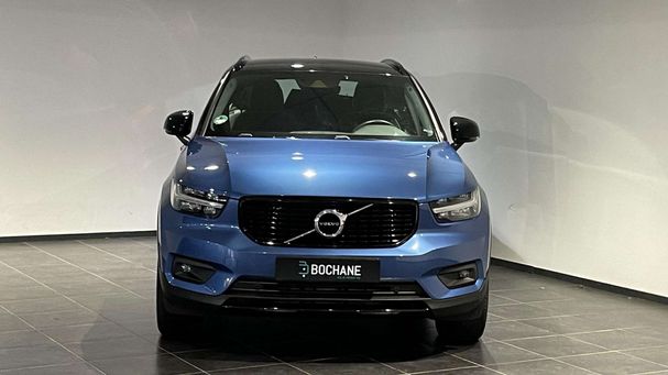 Volvo XC40 T4 140 kW image number 2