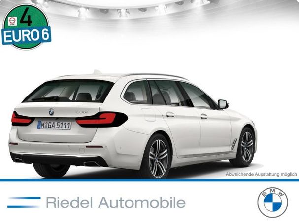 BMW 530i Touring Luxury Line 185 kW image number 2