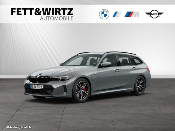 BMW 330e Touring xDrive 215 kW image number 1