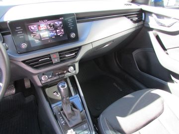 Car image 11