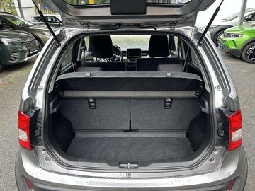 Car image 15