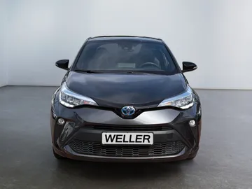 Car image 3