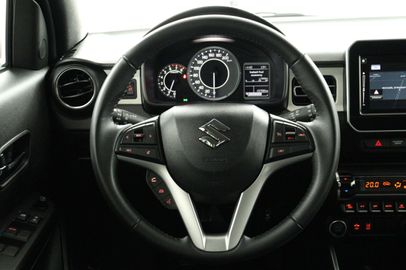 Car image 23