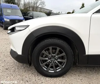 Car image 34