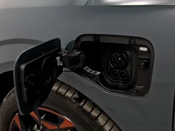 Car image 37