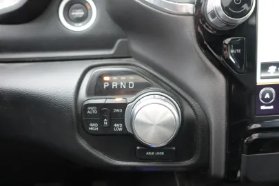 Car image 50
