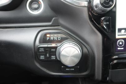 Car image 50