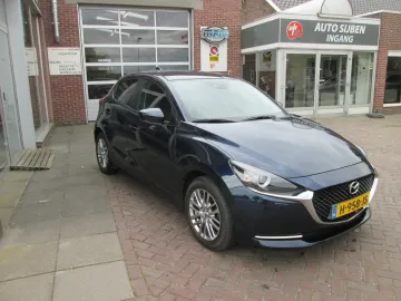 Car image 2