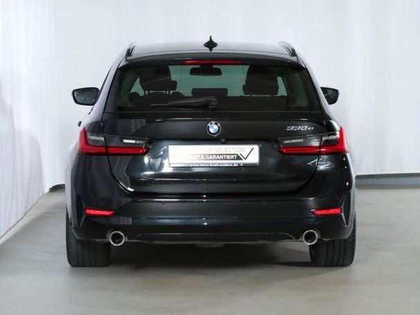 BMW 330 Touring 185 kW image number 6