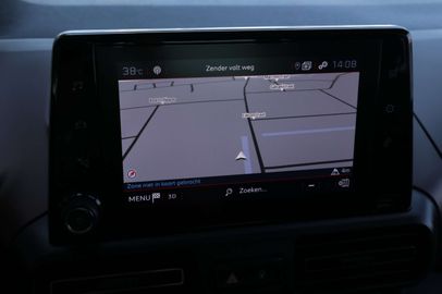 Car image 26