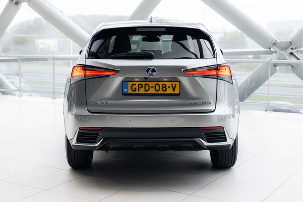 Lexus NX 300 h AWD 145 kW image number 25