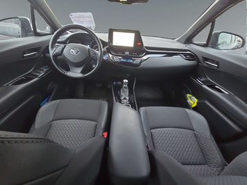 Car image 11