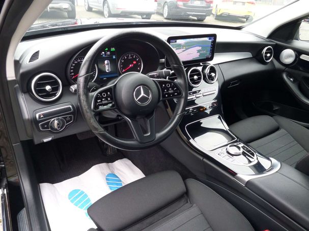 Mercedes-Benz C 300 e 235 kW image number 23