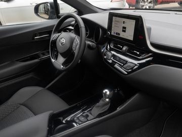 Car image 6