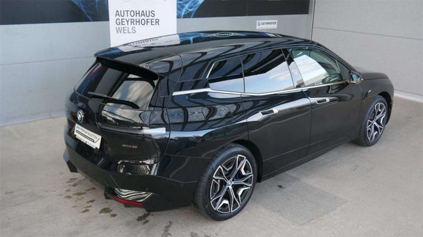 BMW iX xDrive50 384 kW image number 41