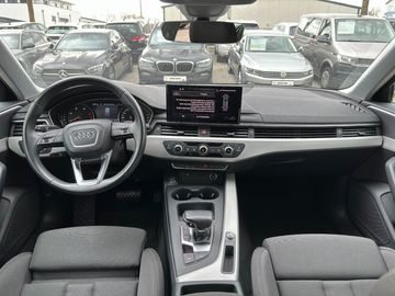 Car image 26