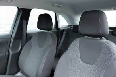 Car image 41