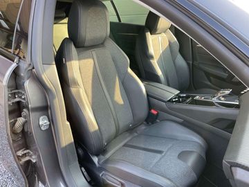 Car image 31