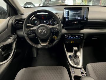 Car image 10